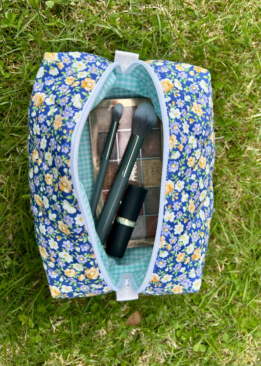 Wild Floral medium makeup bag