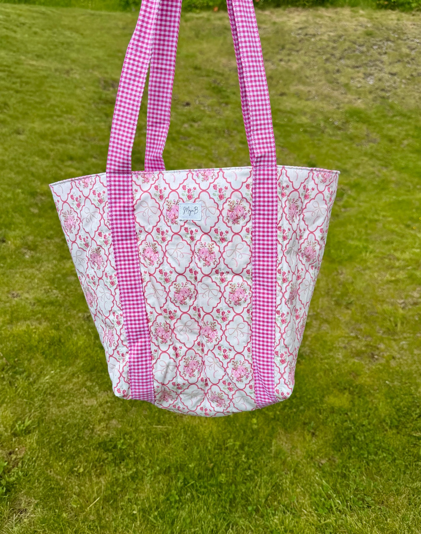 Pink Floral Bow tote bag with attached straps