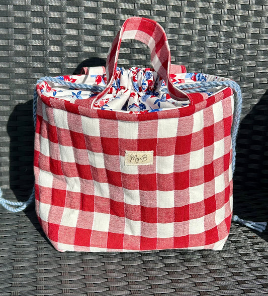 Red gingham projectbag