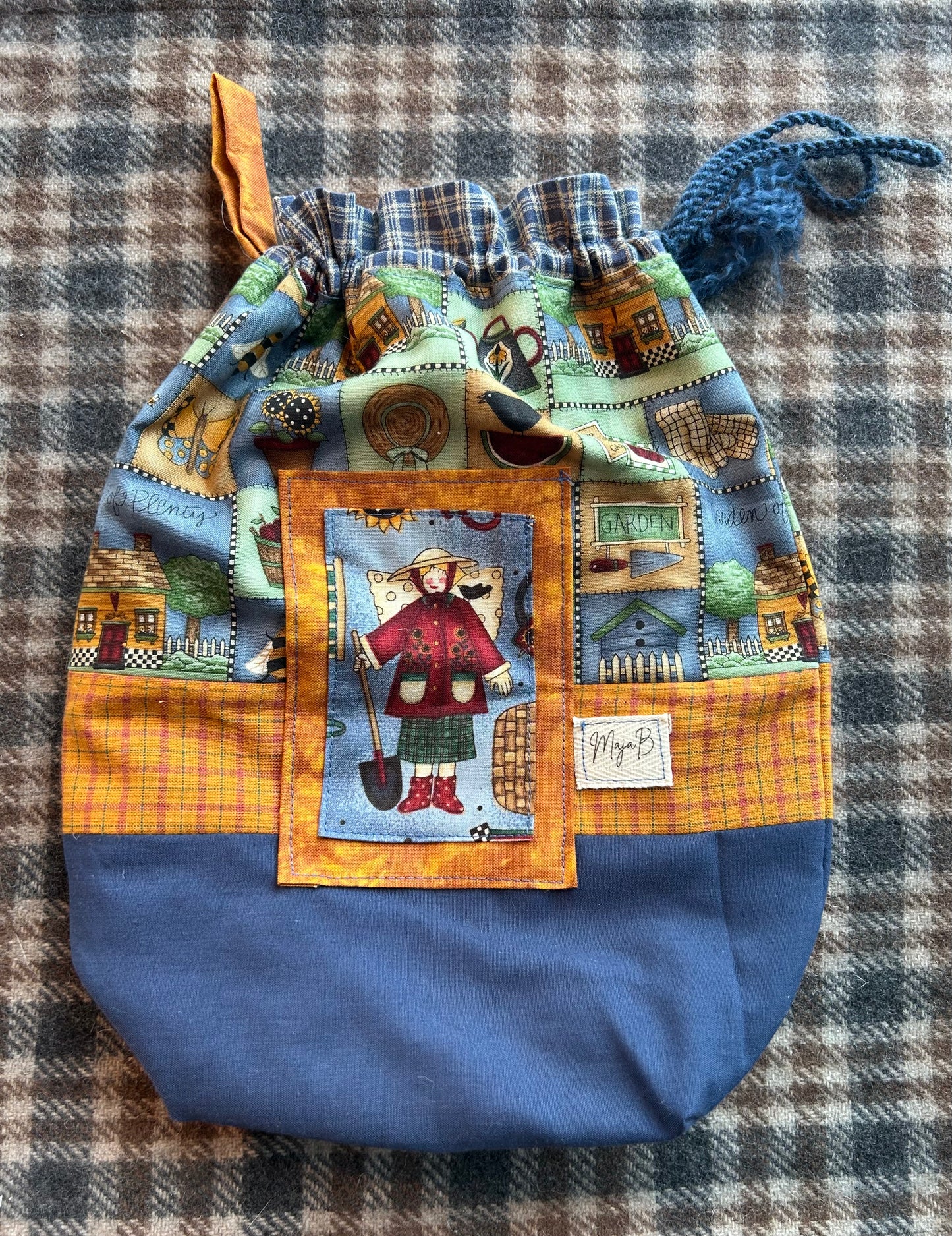 "Gardening" small drawstring bag