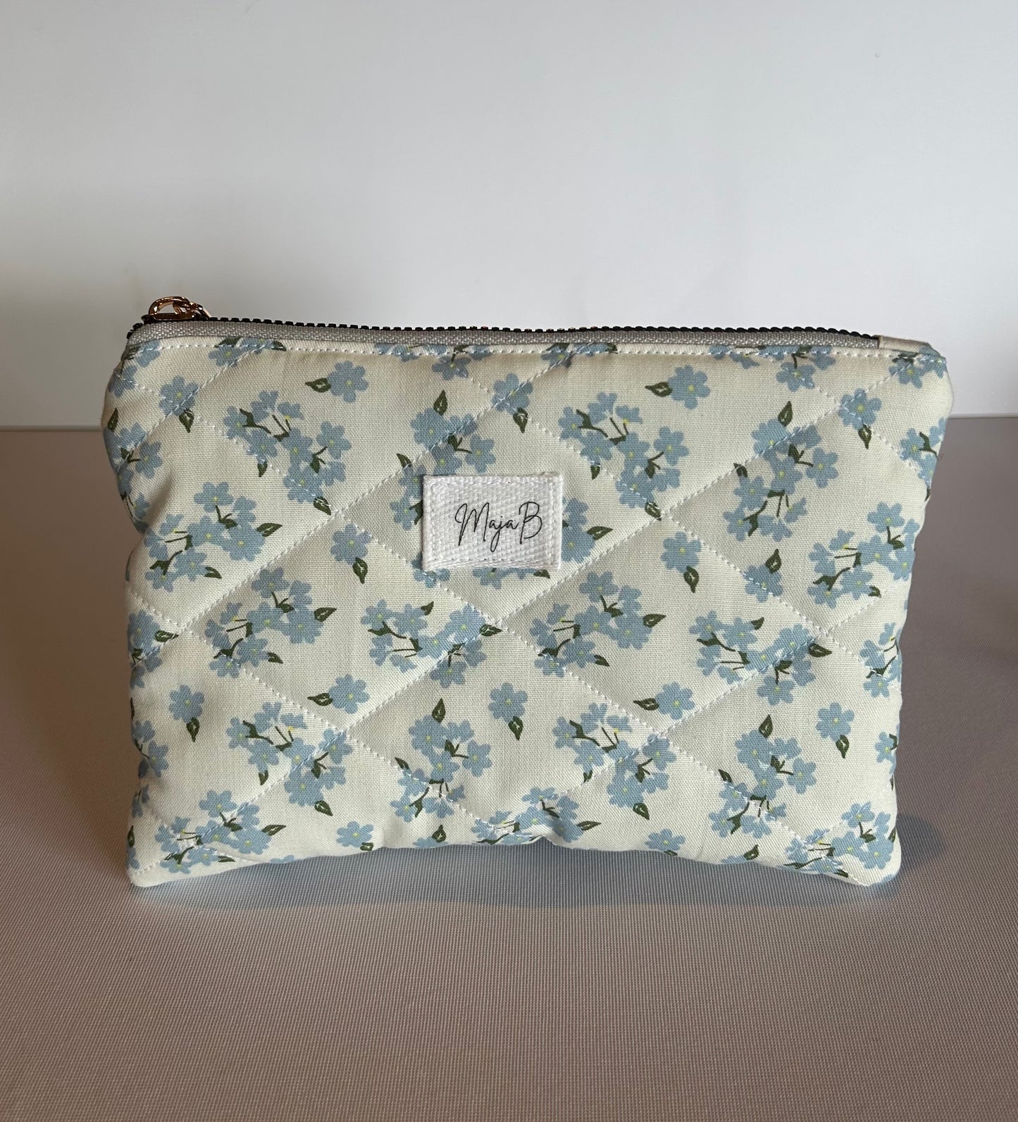 Calm Meadow medium pouch