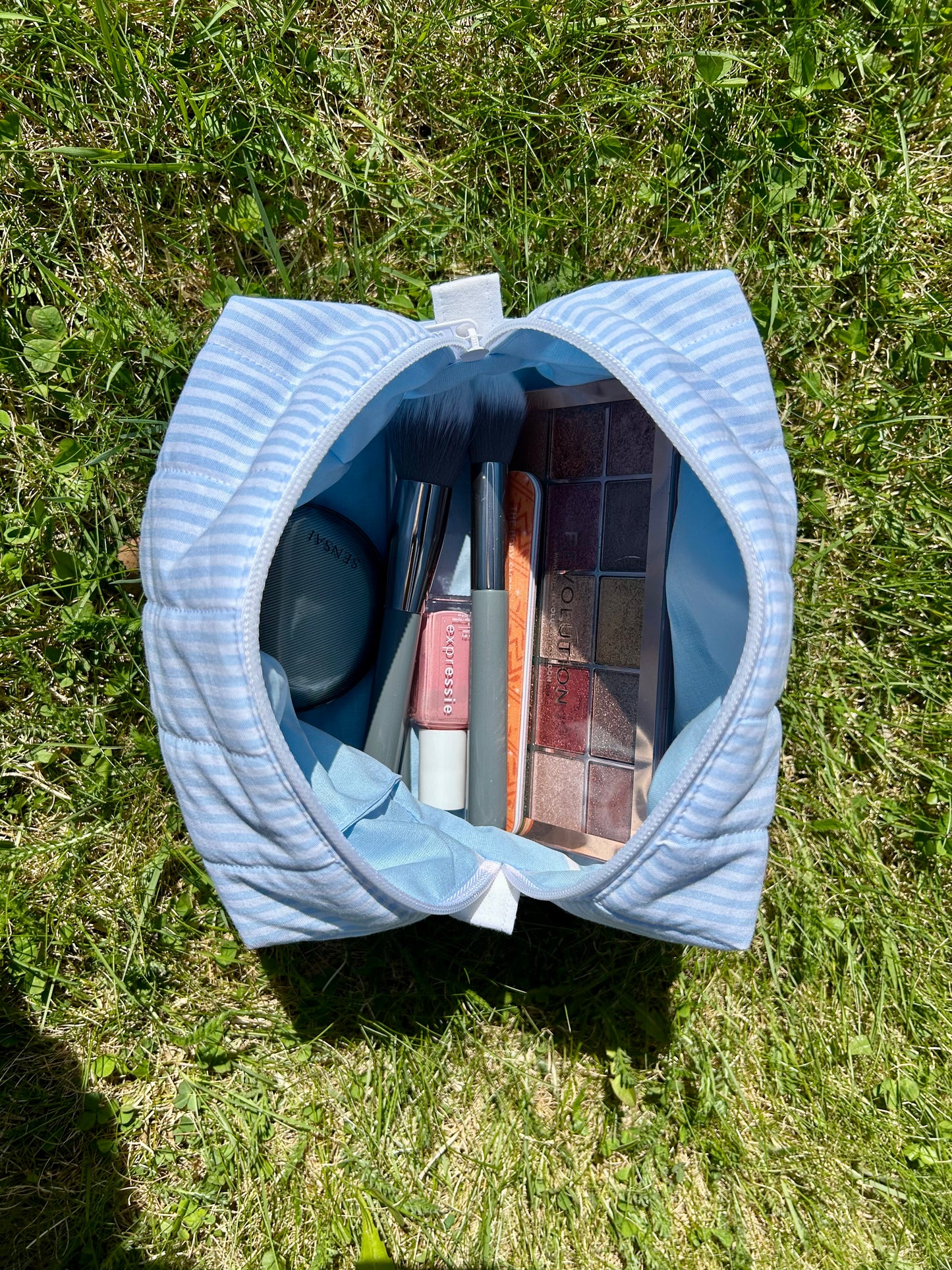 Sky Stripe medium makeup bag