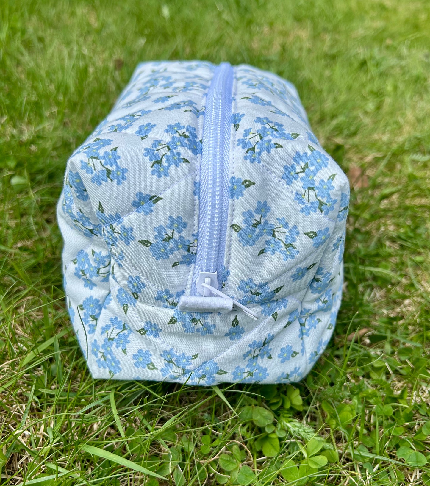 Calm Meadow medium makeup bag