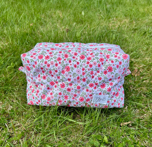 Daisy medium makeup bag