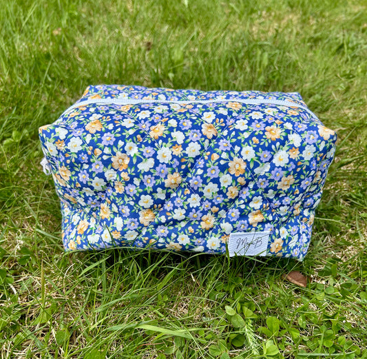 Wild Floral medium makeup bag