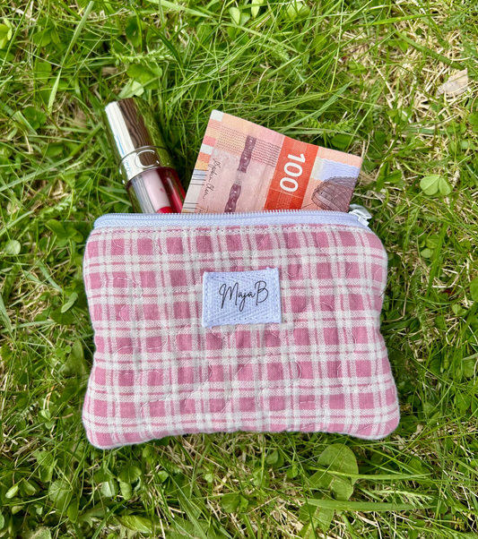 Pink small pouch