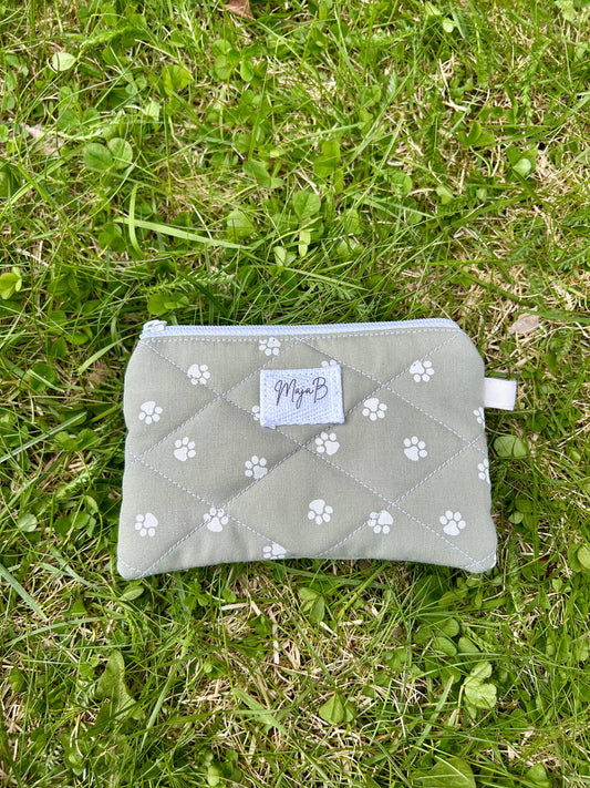 Green Paws keychain wallet