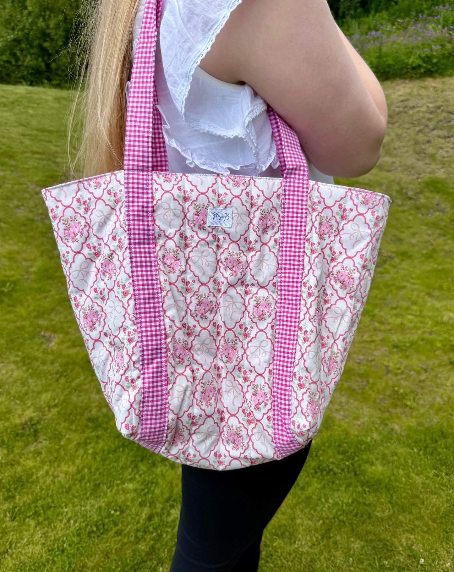 Pink Floral Bow tote bag with attached straps